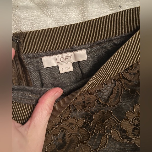 LOFT Lace Overlay Pencil Skirt - Picture 6 of 8